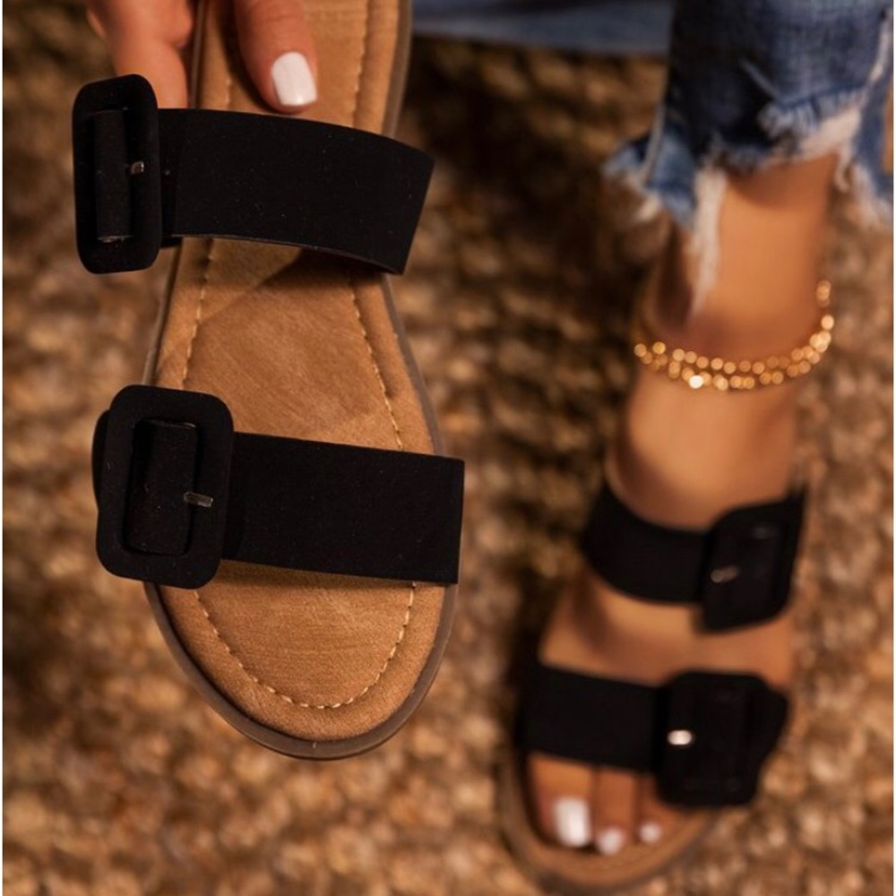 🔥New🔥Lydia Double Buckle Sandals.😍Black